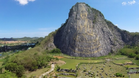Гора золотого Будды Кхао Чи Чан