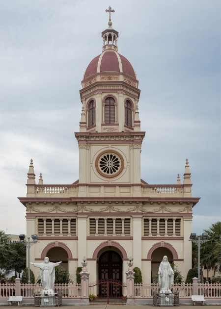 Католическая церковь Санта Крус (Santa Cruz Church)