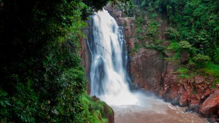 Посетить водопад Хео Нарок (Haew Narok Waterfall)